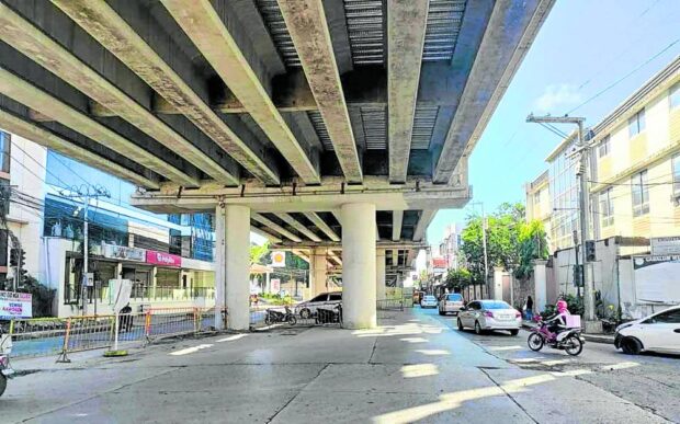 In Iloilo, DPWH yet to act on flyover defect