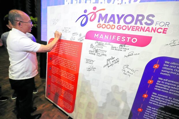 Baguio City Mayor Benjamin Magalong 