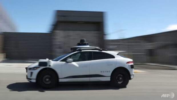Driverless taxis from Waymo, Alphabet's self-driving car division, can now operate at speeds as fast as 105 kilometers per hour in San Francisco and the tech titan's home city in Silicon Valley (Photo: AFP)