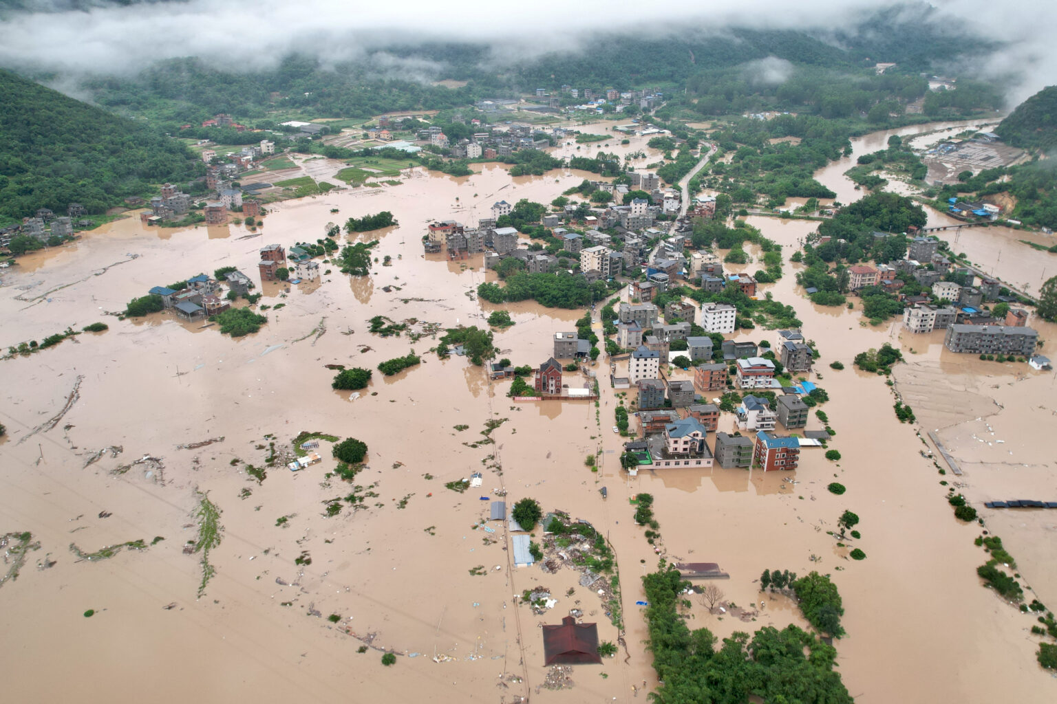 Typhoon Haikui drenches China's Fujian province | Inquirer News