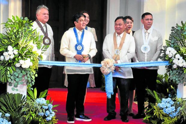 PROUD MOMENT Pangasinan Gov. Ramon Guico III (2nd from left) leads the ribbon-cutting ceremony for “Banaan,” the new provincial museum at the historic Casa Real in the provincial capital Lingayen