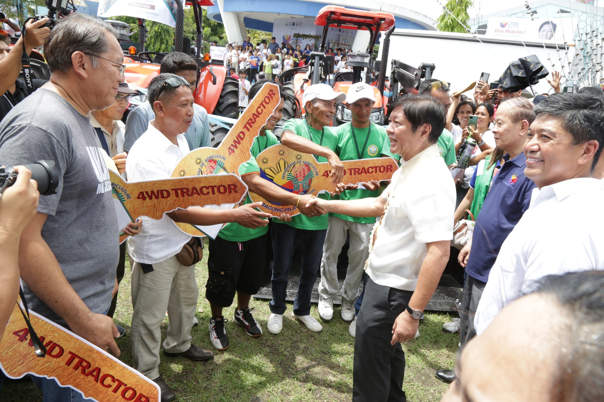Bagong Pilipinas Serbisyo Fair extends agri aid to 10,345 Bicolanos