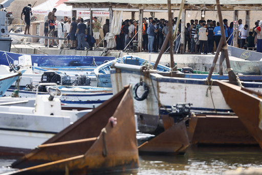 Italy approves new migrant detention amid naval blockade talks