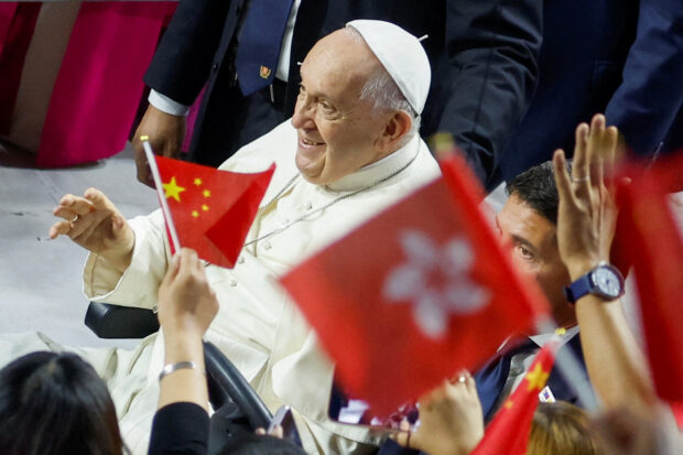 Pope Francis wraps up Mongolia trip