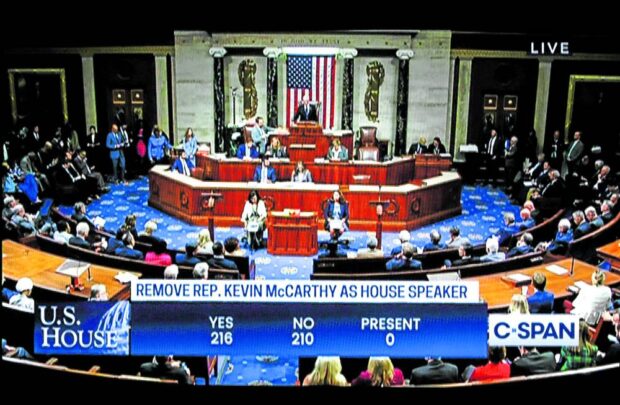 FIRST IN US HOUSE HISTORY A motion to vacate the chair of Speaker Kevin McCarthy and end his continued leadership as Republican Speaker of the US House of Representatives passes by avote of 216-210, in this screen grab taken from live C-SPAN television footage shot at the US Capitol in Washington on Oct. 3. —REUTERS
