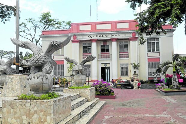 Photo of the Davao City Hall.