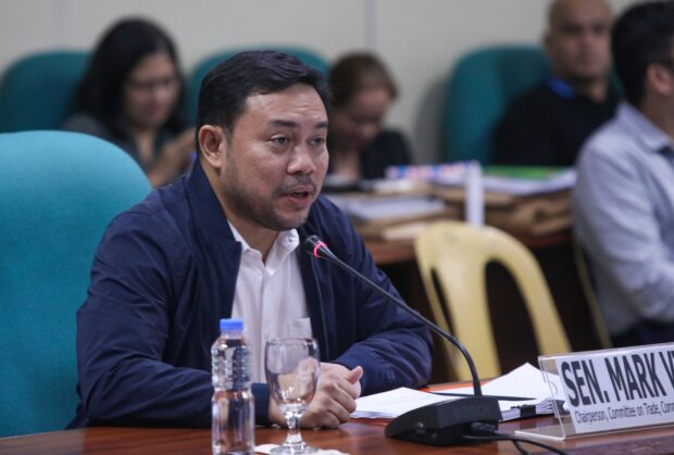 Senator Mark Villar on Tuesday called on Filipino vendors “not to abuse” important occasions and refrain from selling their products at a relatively higher price in time for Undas. 
