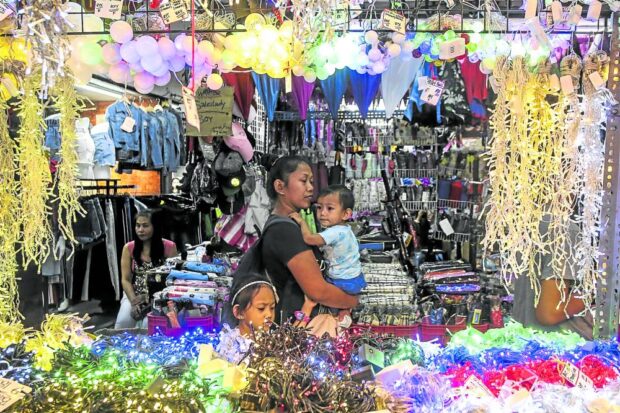 vendors start selling Christmas decorations along the streets of Divisoria in Manila. INQUIRER PHOTO/ JAM STA ROSA