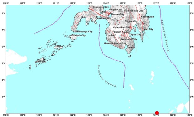 Magnitude 6.1 quake strikes waters off Balut Island in Sarangani