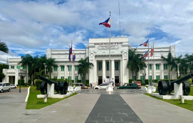  Bulacan Provincial Capitol (Photo by Carmela Reyes-Estrope)
