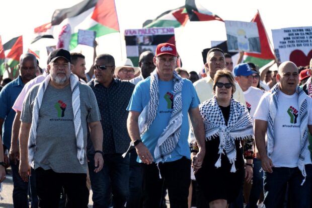 Cuban president marches in support of Palestinians
