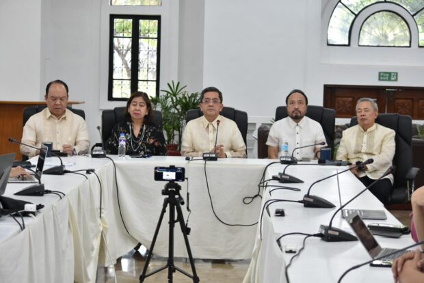 Smartmatic Philippines Inc. has raised the Commission on Elections' (Comelec) ruling, disqualifying it from participation in procurement biddings, to the Supreme Court.