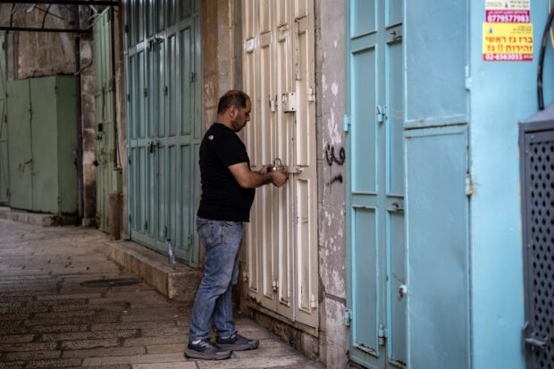 'No income, no life': Jerusalem's Old City suffers as war rages