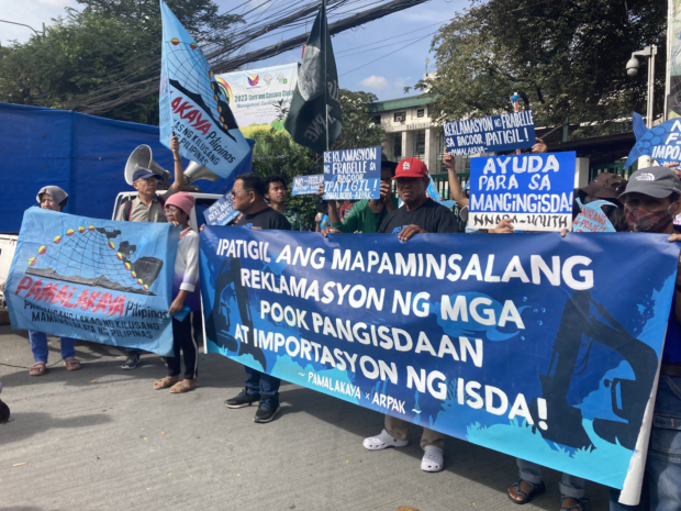 Photo Caption: Fisherfolk group Pambansang Lakas ng Kilusang Mamamalakaya ng Pilipinas (Pamalakaya) holds a protest in Quezon City during the World Fisheries Day on November 21, 2023. (Photo from Pamalakaya)