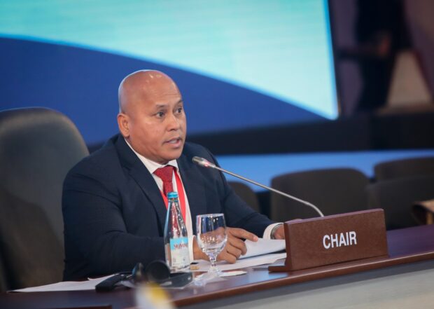 BAYANIHAN: ENSURING PEACE AND SECURITY: Sen. Ronald “Bato” Dela Rosa enjoins fellow parliamentarians in the Asia-Pacific region to heed the call of providing a peaceful and prosperous future for the people. During the first plenary session of the 31st Annual Meeting of the Asia-Pacific Parliamentary Forum (APPF) on Friday, November 24, 2023, Dela Rosa urged delegates to keep the “bayanihan” spirit in heart and mind. The Bayanihan spirit is a Filipino tradition of communal unity, work and cooperation. “As leaders, we ought to see and understand the role of good and concerted policymaking in ensuring peace and security. We parliamentarians must be the first to appreciate how crucial it is for us to continually think and act together as one region to more effectively address the problems that beset us,” said Dela Rosa. “Whether they have to do with the development of our respective nations, or with combating the menace that is drug and human trafficking, the entire process hinges on our capability for proper and efficient coordination,” said Dela Rosa, chair of the APPF’s Committee on Political and Security Matters. (Bibo Nueva España/Senate PRIB)