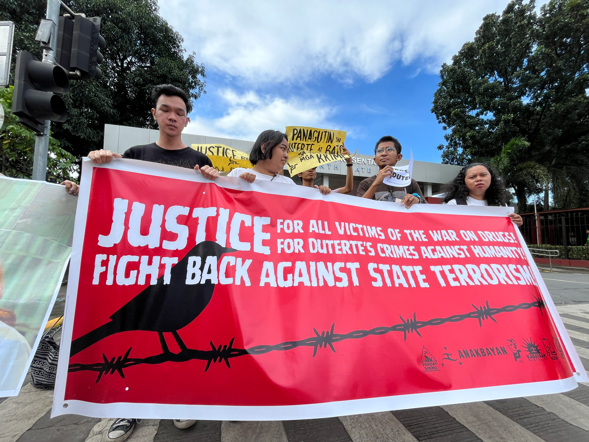 Several youth groups on Wednesday gathered in front of the House of Representatives to demand accountability from former President Rodrigo Duterte and Senator Ronald “Bato” Dela Rosa for allegedly orchestrating the country’s war on drugs.