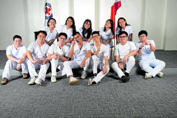 PH Red Cross supporting 12 medicine scholars