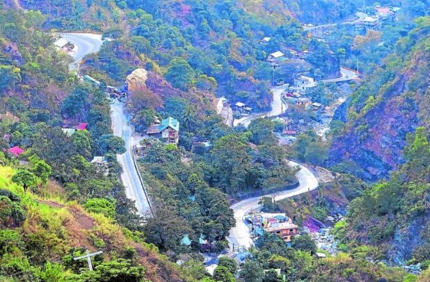 SHORTEST ROUTE The 118-year-old Kennon Road, stretching 33.5 kilometers from Rosario, La Union, is the shortest route to Baguio City. The use of this scenic mountain road, shown in this 2015photo, has been regulated due to its rehabilitation.