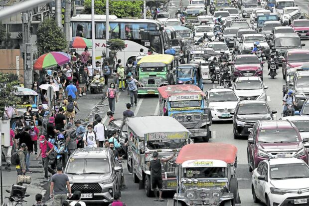 ONE OF THE WORST File photo shows one of the reasons Metro Manila was adjudged last year as one of the world’s worst in public transportation and mobility. —INQUIRER PHOTO