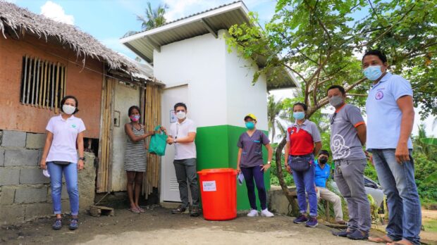 In the synergy program Roots to Shoots led by Pilipinas Shell Foundation with World Vision, MWF led the construction and handover of 102 toilets for rural families in the Municipalities of Bombon and Pasacao in Camarines Sur.