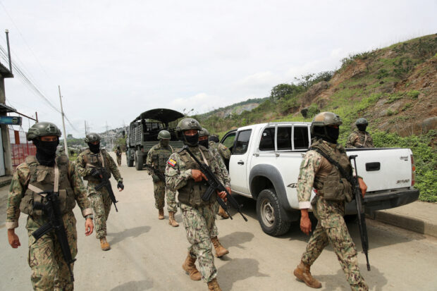 Dozens of prisoners escape Ecuador jail 
