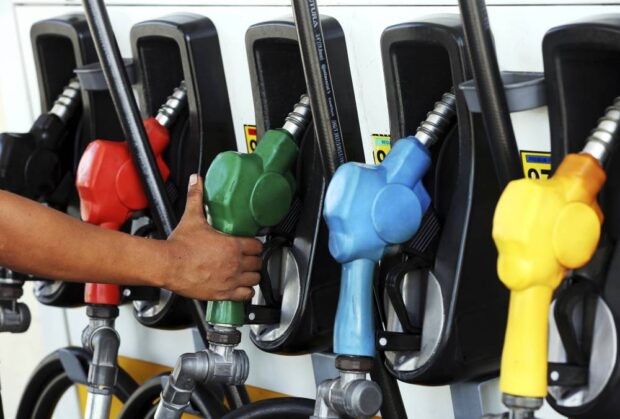 STILL UP Fuel prices continue to rise. —INQUIRER FILE PHOTO