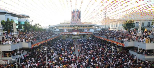 UNWAVERING FAITH Throngs of people fill the Basilica Minore del Sto. Niño’s Pilgrim Center in Cebu City during the Pontifical Mass in celebration of the feast of the Sto. Niño on Sunday. —BASILICA MINORE DEL STO. NIÑO PHOTO