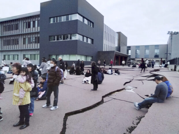 Massive earthquake jolts Japan
