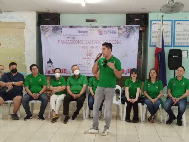 Alvin Chu Teng — more popularly known online as ACT — paid a visit to Elsie Gaches Village in Alabang.