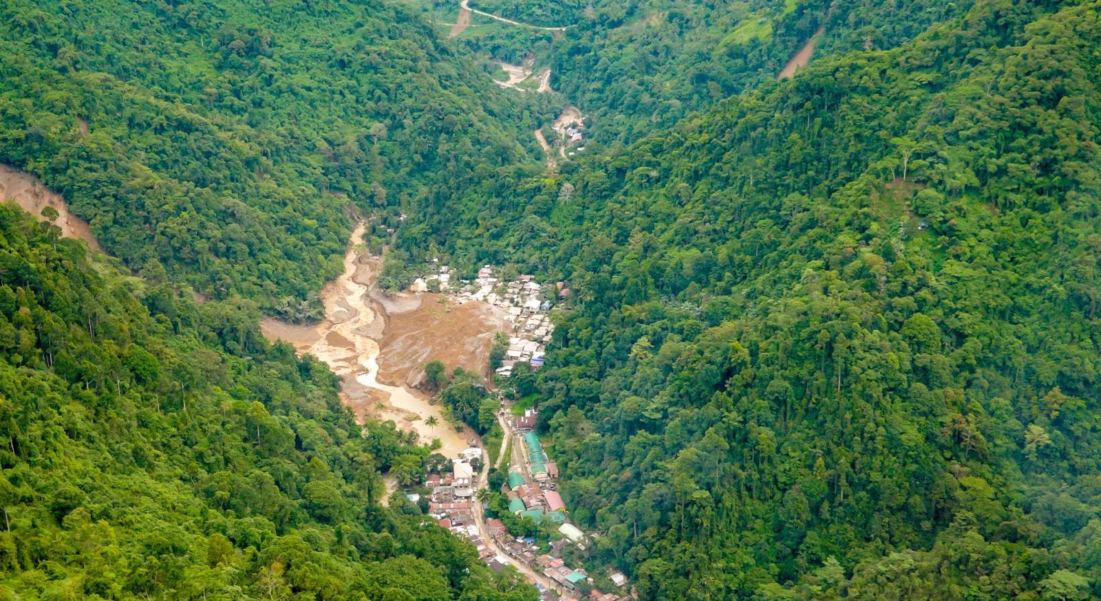 Davao de Oro landslide deaths now up to 90 | Inquirer News