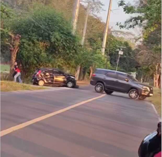 Road rage in Subic Bay Freeport Zone, Zambales province** FEBRUARY 18, 2024 Screengrab from a viral video posted by a certain “Ulo ng Apo,” the Fortuner was seen turning around and hitting a black Hyundai Eon at the roadside multiple times, before speeding. 