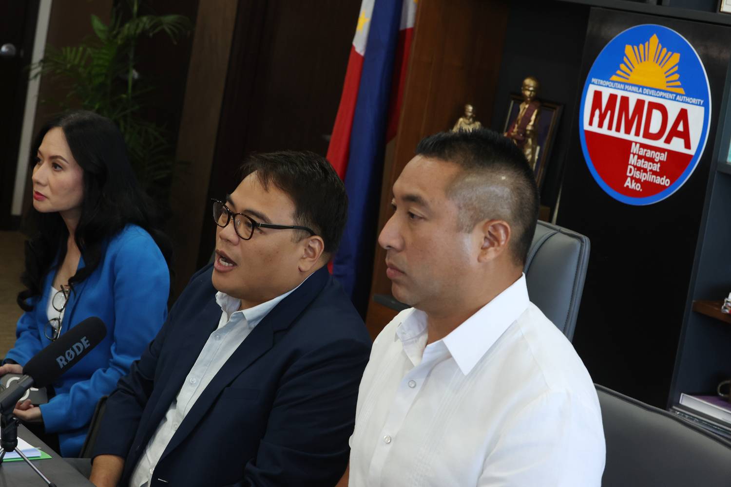 Denda sebesar P2.500 akan dikenakan kepada pelanggar, kata penjabat ketua Otoritas Pembangunan Metropolitan Manila, Don Artes