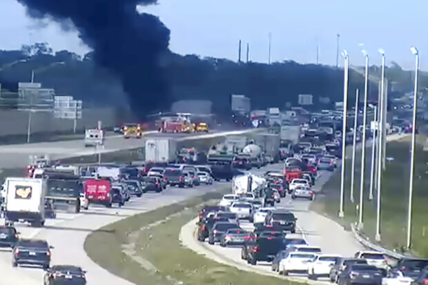 Florida: 2 dead after jet plane crash lands on highway, collides with vehicles