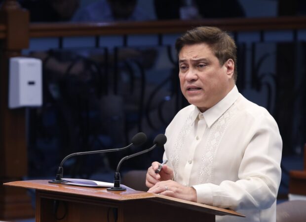 Zubiri lectures solons: We are legislators, we don't act like presidents