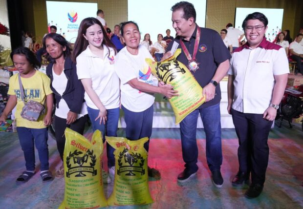 Speaker Ferdinand Martin G. Romualdez assisted by Sultan Kudarat Governor Pax Ali Mangudadatu and 1st District Rep. Princess Rihan Sakaluran leads the distribution of Cash Assistance and Rice Distribution Program (CARD) to 28,000 beneficiaries in the province of Sultan Kudarat with over 500,000 kilograms of rice under the revolutionary aid program of President Ferdinand "Bongbong' R. Marcos Jr. held at Sultan Kudarat State University Access Campus in Tacurong City Sunday morning. 