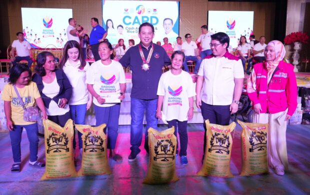Speaker Ferdinand Martin G. Romualdez assisted by Sultan Kudarat Governor Pax Ali Mangudadatu and 1st District Rep. Princess Rihan Sakaluran leads the distribution of Cash Assistance and Rice Distribution Program (CARD) to 28,000 beneficiaries in the province of Sultan Kudarat with over 500,000 kilograms of rice under the revolutionary aid program of President Ferdinand "Bongbong' R. Marcos Jr. held at Sultan Kudarat State University Access Campus in Tacurong City Sunday morning. Present in the event to show their support and solidarity are nearly 50 Members of the House of Representatives from Mindanao.