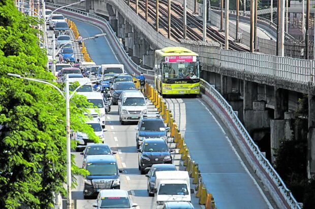 Edsa busway breach: Alleged niece of police exec caught, but sped away