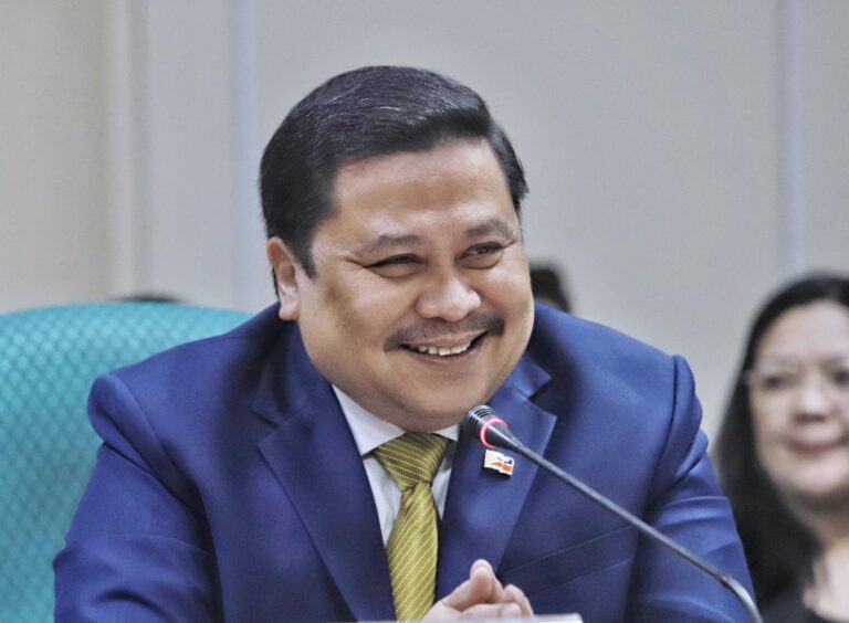 Jinggoy Estrada is Senate's top 2 official; others get new posts