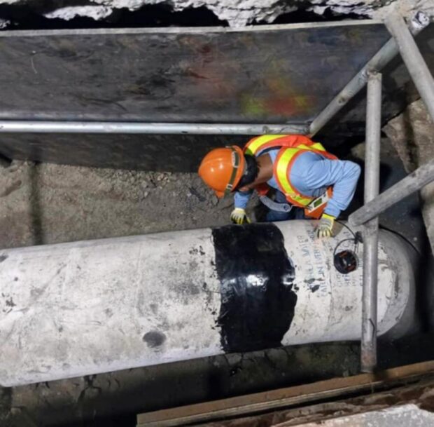 Manila Water manages to keep its non-revenue water (NRW) below 15% thanks to its intensified leak detection and quick response.All repairs were done within 24 hours to minimize disruptions to the customers’ daily activities. In December 2023 alone, the company was able to address 24 mainline pipes within a 24-hour period.