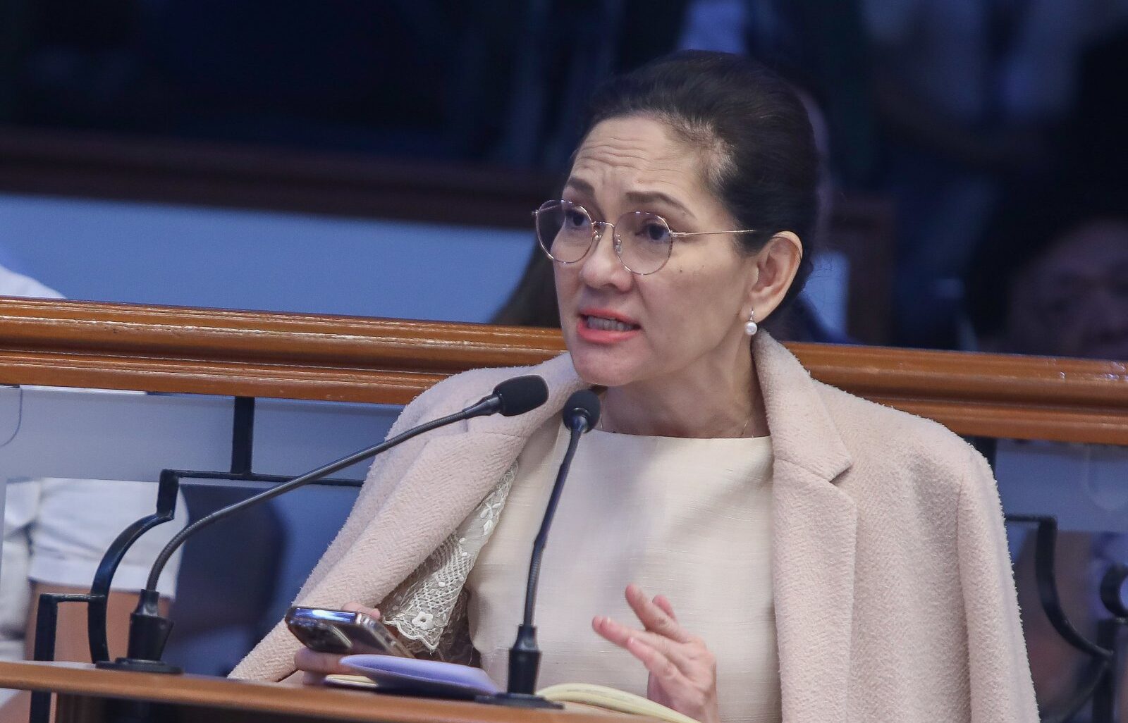Hontiveros welcomes divorce bill’s progress at House: ‘Sana all!’