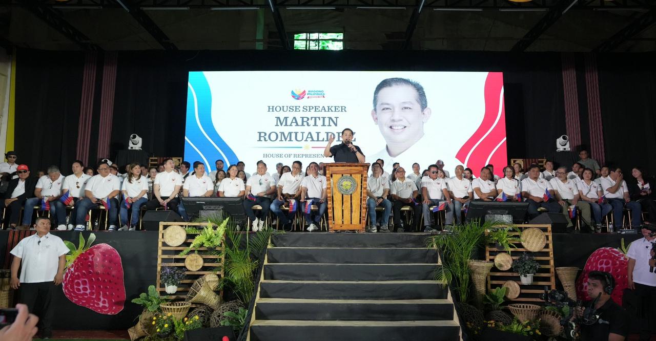 Speaker Ferdinand Martin Romualdez delivers his message during the opening of Bagong Pilipinas Serbisyo Fair (BPSF)  at the Benguet State University Gymnasium in La Trinidad, Benguet Sunday morning. Benguet Gov. Melchor Diclas and Lone District Rep. Eric Go Yap, who hosted the event, are joined by 62 other District and party-list House members led by Senior Deputy Speaker Aurelio "Dong" Gonzales Jr., Deputy Speaker David "Jayjay" Suarez, Majority Leader Manuel Jose"Mannix" Dalipe and other government officials. 