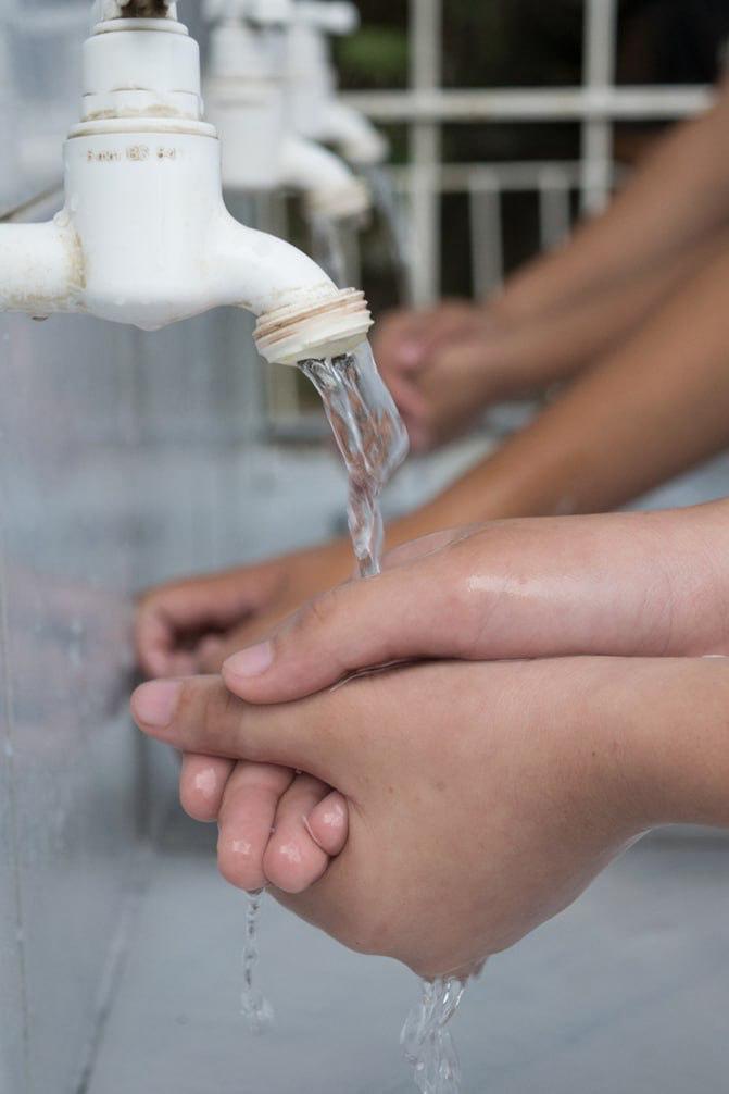As the country experiences one of the warmest summers brought about by El Nino, Manila Water ensures that 1,915 schools and 383 hospitals in the East Zone of Metro Manila and Rizal will have continuous water supply.