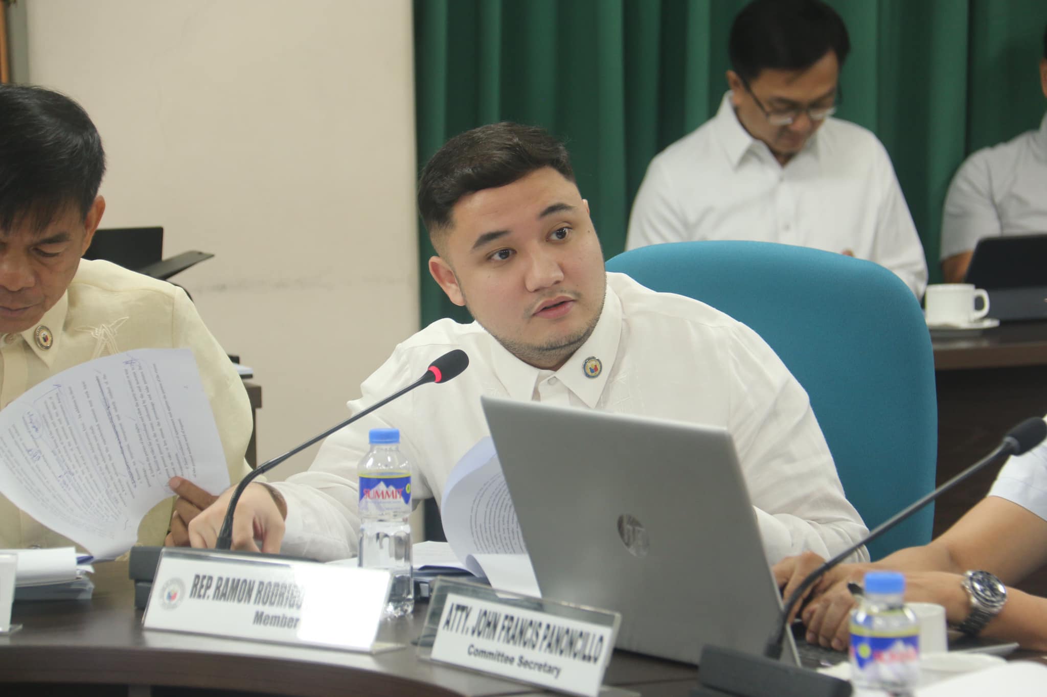China has become desperate in its goal of influencing the country and has resorted to interfering in local politics by spreading misinformation, 1-Rider party-list Rep. Ramon Rodrigo Gutierrez said on Tuesday.