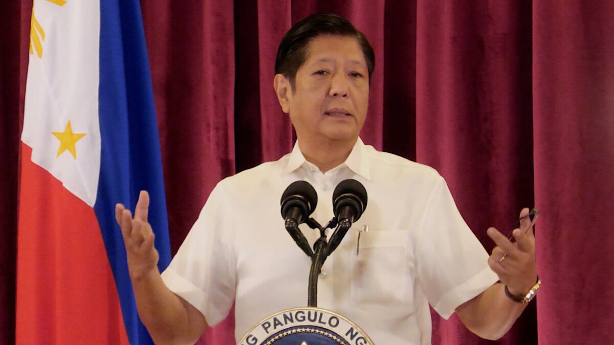 Marcos signs laws creating DPWH district engineering offices