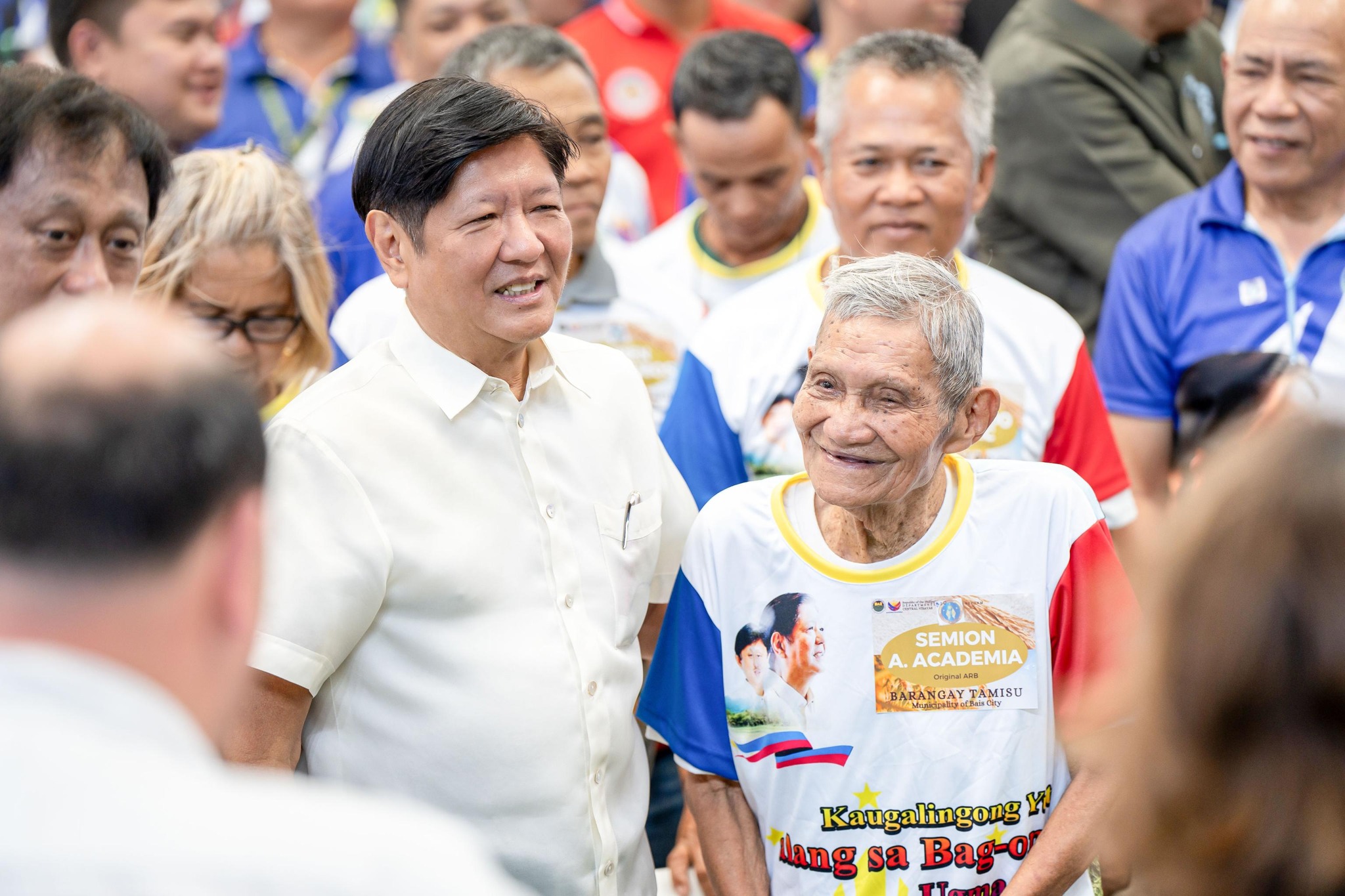 President Ferdinand Marcos Jr led the distribution of land titles to 5438 farmers from different areas in Eastern Visayas