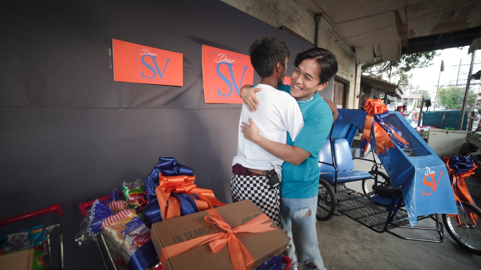 SV gifts trolley boy with new pedicab