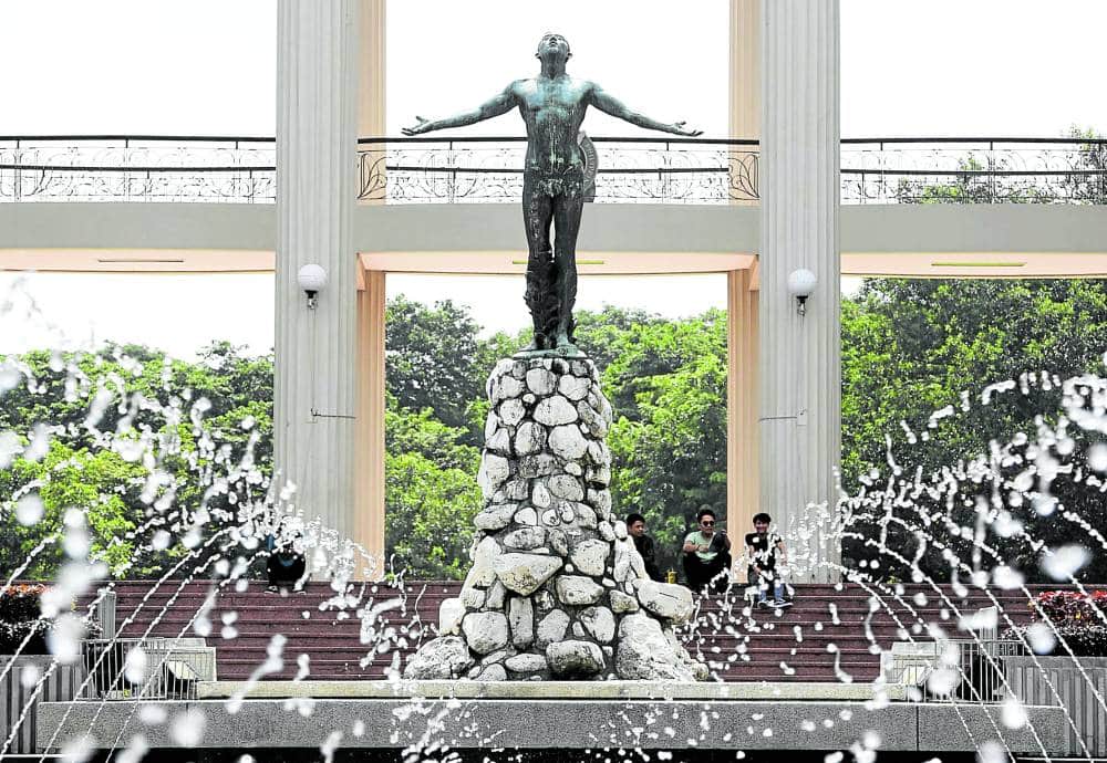 Oblation in UP Diliman