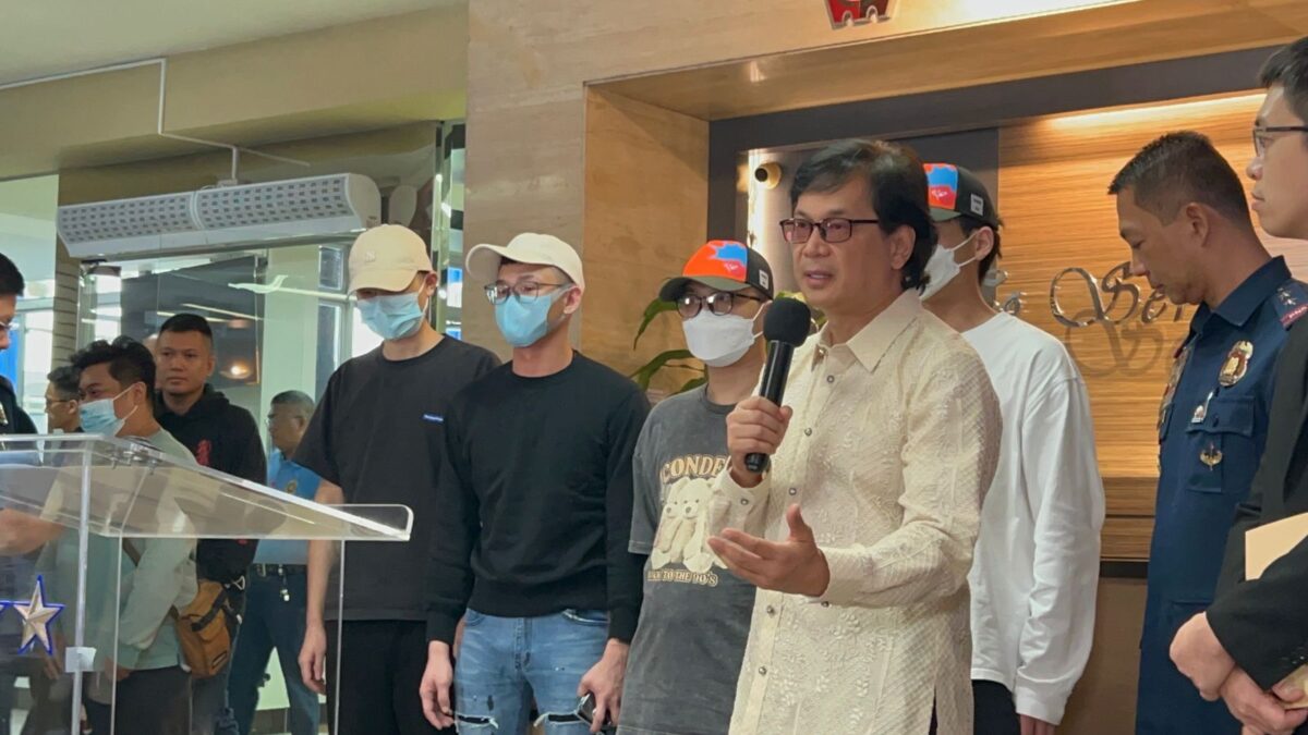 DILG chief Benhur Abalos presents the Malaysian and three Chinese who were kidnapped last June 2, 2024. (INQUIRER.net / FAITH ARGOSINO) 