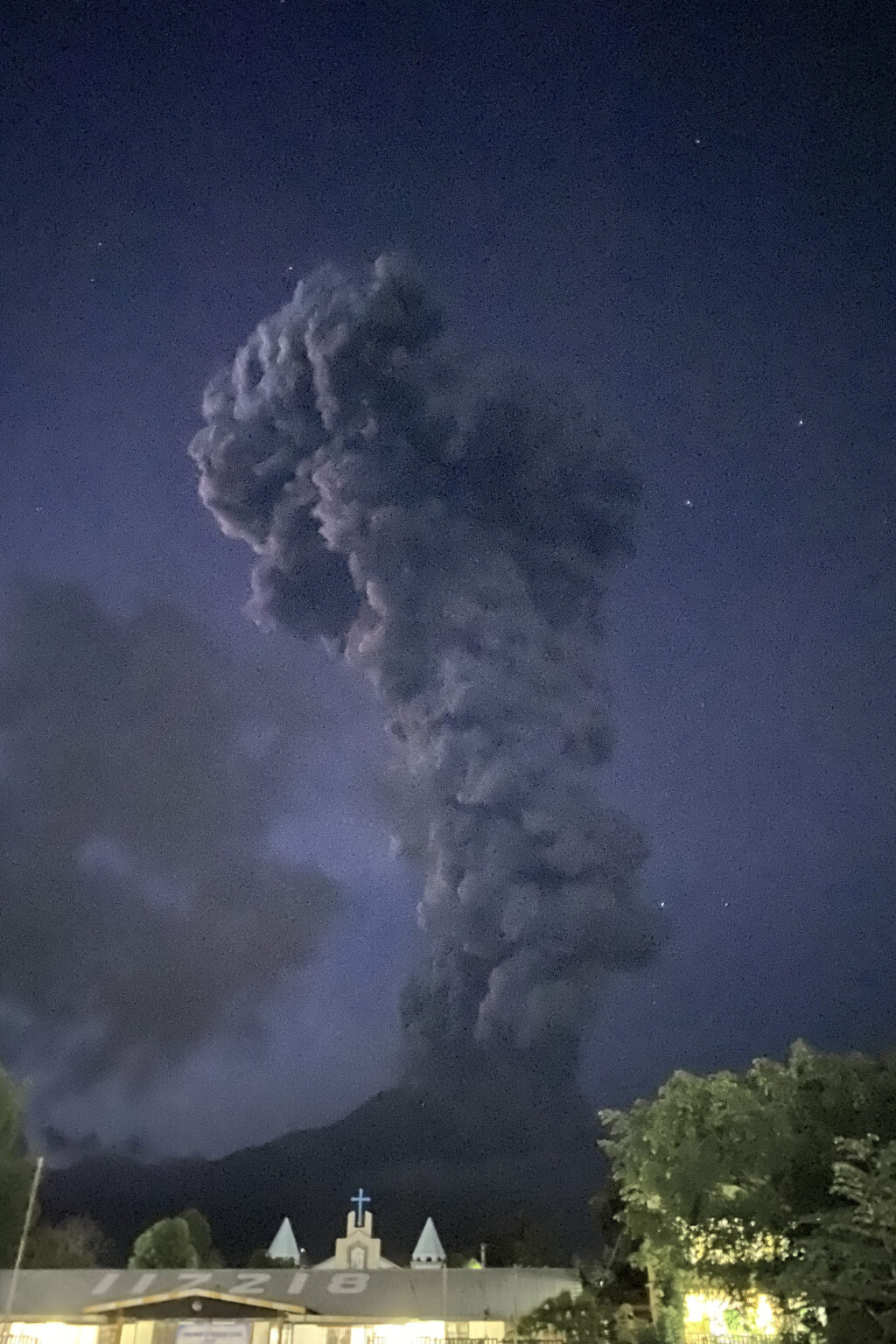 Kanlaon Posts Fewer Volcanic Quakes, Sulfur Dioxide Flux