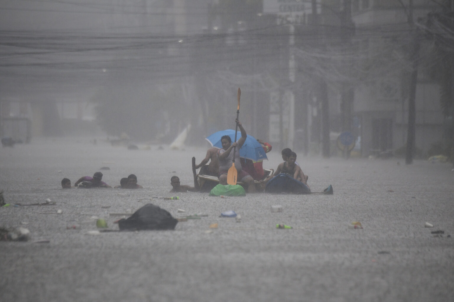 Metro Manila now under state of calamity due to Typhoon Carina